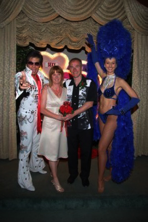 Theme Weddings  Vegas on Las Vegas Elvis Weddings   Las Vegas Themed Wedding Package   Viva Las