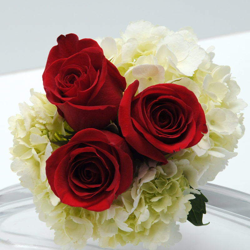 3 Rose Bouquet Red Hydrangea1 LG