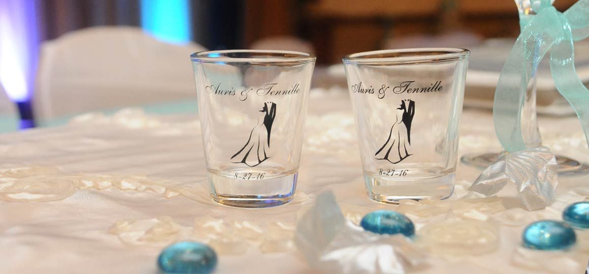 wedding-reception-cups